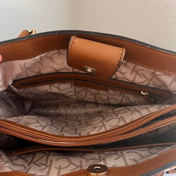 Calvin Klein Purse - Picture 2 of 5